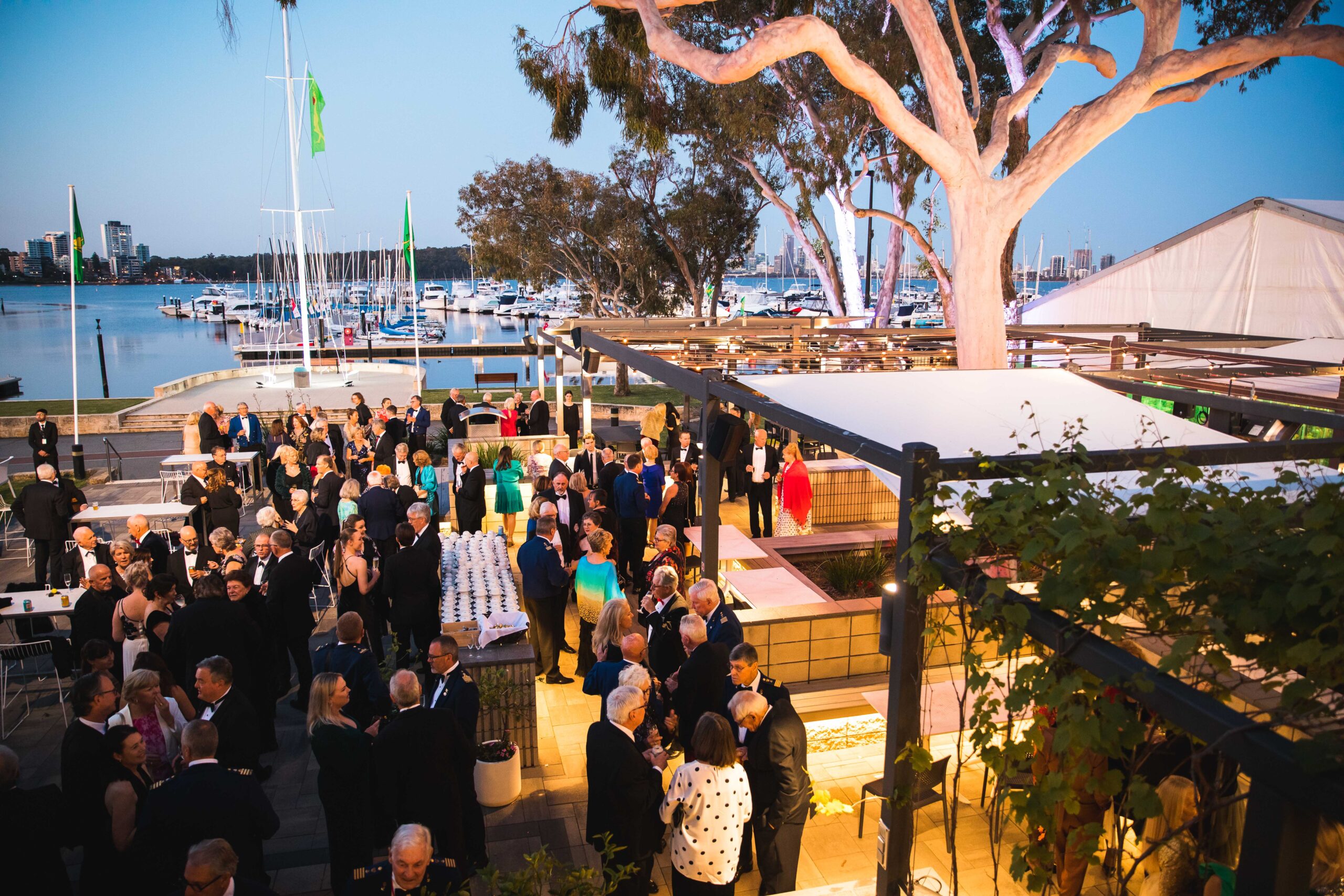 royal perth yacht club logo